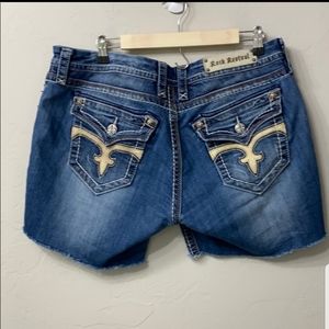 Rock Revival Leah Easy Boot shorts size 34.